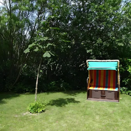 Westertilli 8 Reetdachhaus Mit