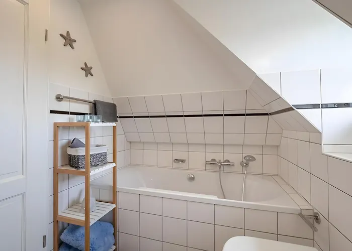 Westertilli 8 Reetdachhaus Mit Pellworm